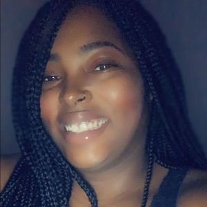 Meet your Posher, Tameka